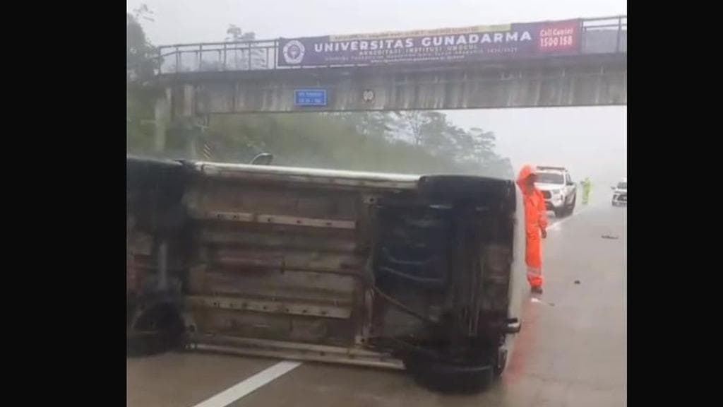 Analisis Mendalam: Mengapa Insiden Ban Slip di Tol Bocimi Harus Jadi Alarm Keselamatan Kita