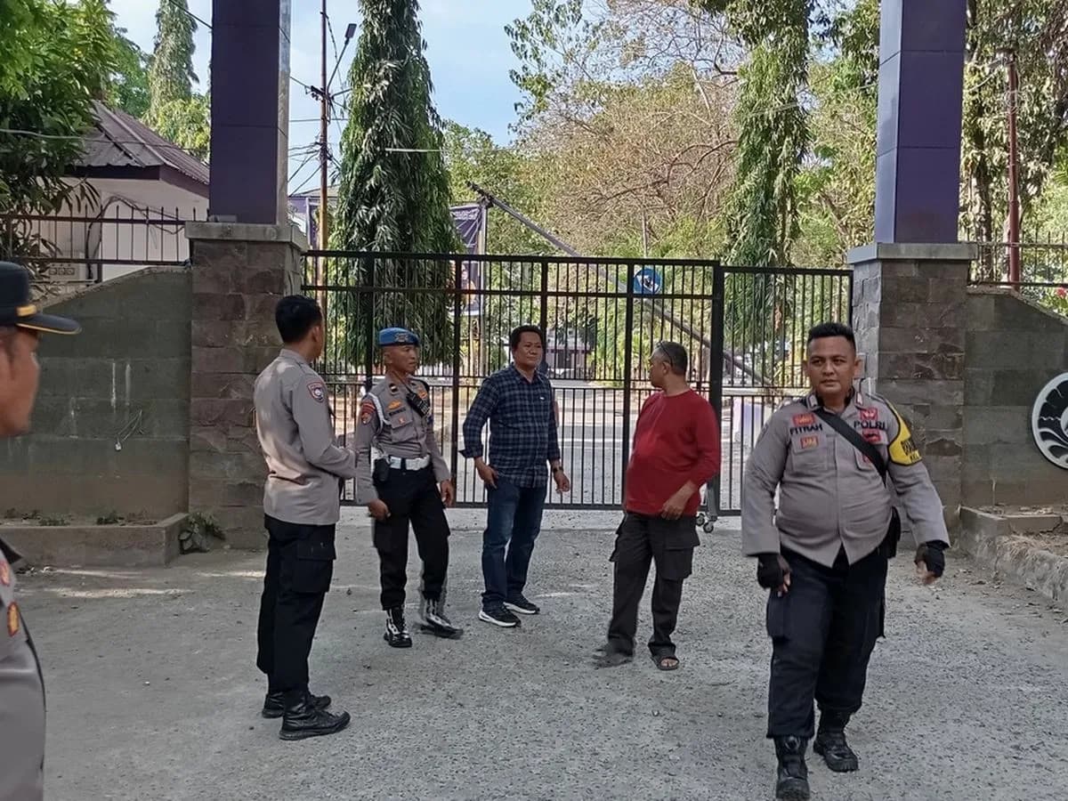 Membaca Ulang Retaknya Ruang Publik: Ketika Mahasiswa dan Pengemudi Daring Berbagi Jalan yang Sama